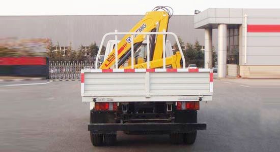 江鈴雙排隨車起重運輸車